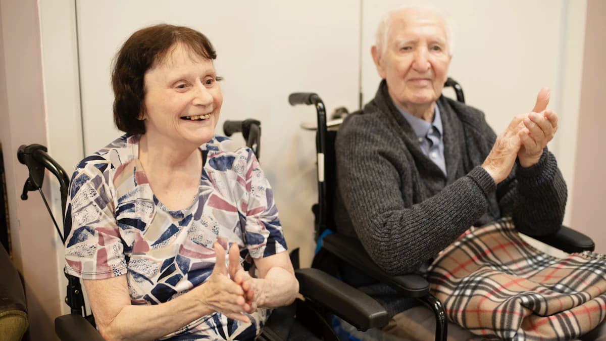 Zorg aan huis en reviews thuiszorg besproken met familie